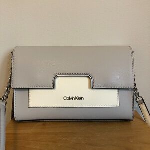 NWT Calvin Klein Long Strap/Crossbody Handbag Small/Medium Size